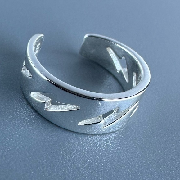 Sterling Silver Lightning Bolt Ear Cuff – Bold Symbolic No Piercing Design - Picture 5 of 7